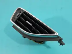 Grille de ventilation droite Jaguar XE X760 OEM GX73-018B08-AC