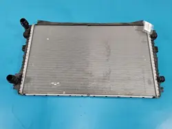 Radiateur d'eau Skoda OE 5WA121251C pour Superb III