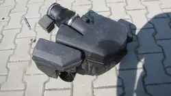 Luftfiltergehäuse OEM OBUDOWA VOLVO 4.4 für Volvo S80
