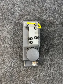 Mercedes centrale vergrendelpomp OEM 2108002548