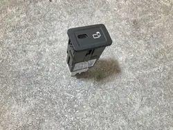 Módulo USB OEM HW1751SW151 para Mercedes-Benz 2.1L