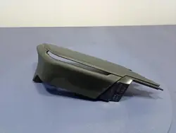 Audi SQ8 Q8 höger sidoväggskantskydd OEM 4M8863488
