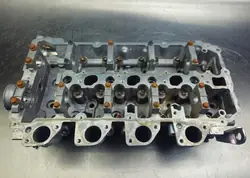 Cabeça do cilindro completa Mitsubishi L200 2.5 DiD OEM 4D56U