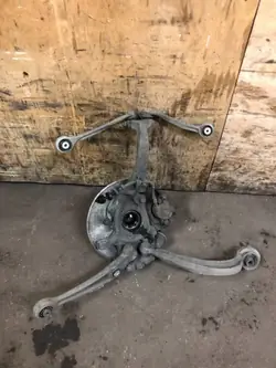 Pivot de direction droit avant OEM 4G0407242C pour Audi