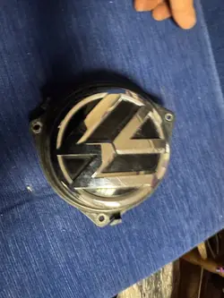 OEM 254551 Kofferraumgriffknopf für VW Passat B8