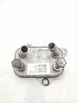 Öljynjäähdytin Maserati OE OEM 670031618 - Käytetty