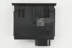 USB-pistorasia OEM 253316UA0 Nissan Qashqai:lle
