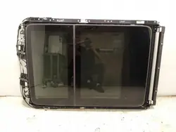 Toit ouvrant Chrysler Pacifica 2018 OEM 10021444D