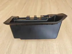Sivutasku tavaratilassa OEM 9871616 BMW G30 oikea taka