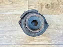 OEM 357512107A Övre Stötdämparfäste Bak Audi A4 B5