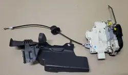 Fram vänster dörrlås 9 pin Audi A4 B6 B7 A8 D3 OE