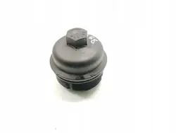 Mercedes-Benz Öljysuodattimen kansi OEM 6740217379 - Käytetty