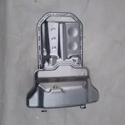 TOYOTA HILUX OLJEPANNA 121010L030