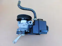 Bomba de dirección asistida Mercedes-Benz Sprinter W906 OEM A0064667801