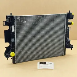 Vesijäähdytin OEM 214101206R Renault Twingolle