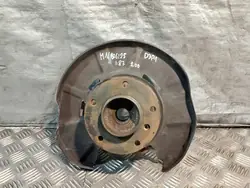 Rechte hintere Achsschenkel OEM 676158009 für BMW E87