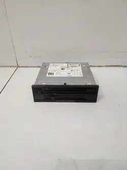 OEM 3Q0035824 MIB Multimedia-yksikkö VW Passat B8