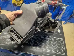 Ilmansuodattimen kotelo Audi A5 2.0 TFSI