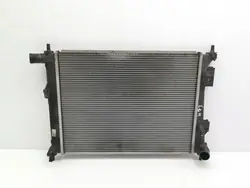 Vesijäähdytin Hyundai Veloster 2012 OEM AMD75093