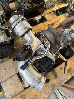 Turboalimentador AUDI 1.8 TFSI 06L145701E