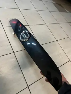 NISSAN JUKE F15 LIFT Acabamento da tampa Z11