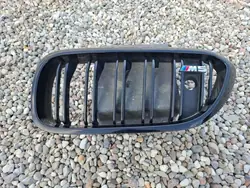OEM 8063173 Rim de grade esquerdo para BMW M5 F90 G30