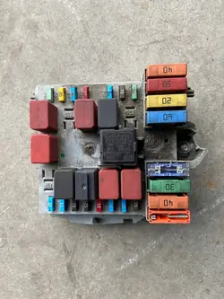 ZEKERINGKAST BOXER JUMPER DUCATO 06-14