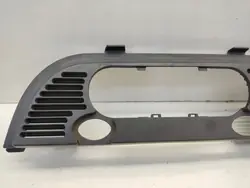 BMW M3 2005 Moldura Janela Traseira Inferior OEM 8204279