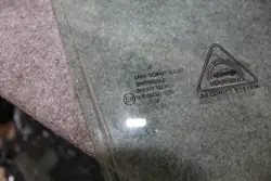 Janela dianteira direita OEM 824211P000 para Kia Venga