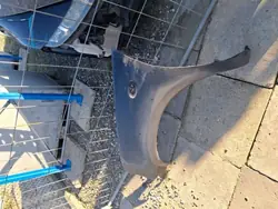 NISSAN NP300 PICKUP BLOTNIK LEWY OEM - Aile Gauche