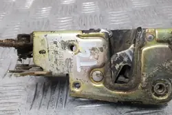 Vänster framdörrslås VW TRANSPORTER IV 701837015C