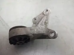 Mitsubishi Taka-akselin Diff Halter OEM FBZ16433 - Käytetty