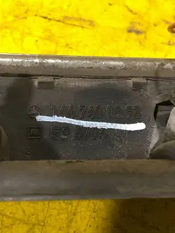 OEM 1647400893 Faixa do porta-malas para ML350 W164