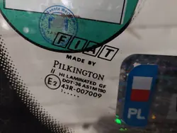Begagnad framruta OEM SZYBA för Fiat Punto II