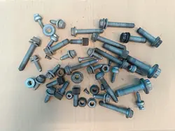 Skoda OE Ophangingsbouten OEM 2,7 KG 25/24
