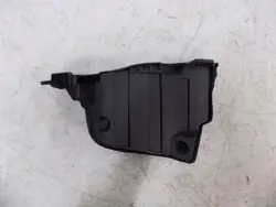 Mazda CX-60 moottorikannen tulppa oikea OEM KR9P507X1