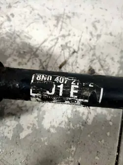 Arbre de transmission gauche Audi TT 8N 1.8T