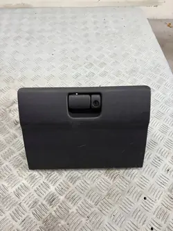 OEM SCHOWEK PASAŻERA KOKPITU SUZUKI JIMNY 98-