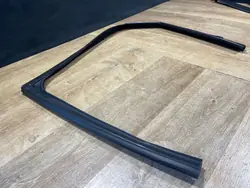 Joint de vitre porte droite arrière HK8325766A Jaguar F-Pace