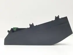 USB-C-porttipistoke OEM 657035736 Skoda Kamiq Scala