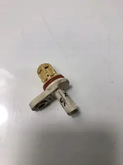 Kamaxelsensor OEM 55566932 för Chevrolet Cruze
