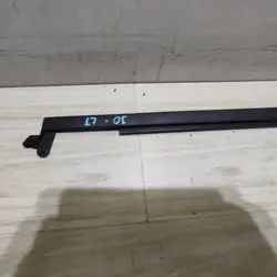 Bakrutslist OEM 1708 Vänster sida Dacia Jogger