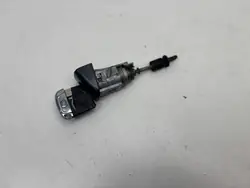 OEM 8R1837167B Vasen ovenlukko-insertti Audi Q5 8R