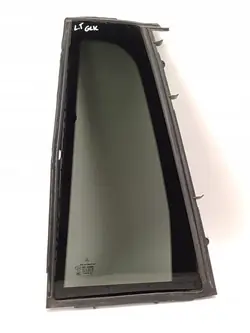Vidrio triangular puerta trasera izquierda OEM 43R002092
