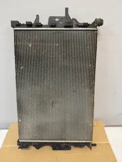 Radiateur d'eau OEM 31319065 pour Volvo V40 II 2.0D