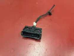 BMW X3 G45 Johdinvarsi OEM 9825032 - Käytetty