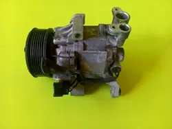 Compressore AC 2.0D Subaru XV 2012 73111FJ020