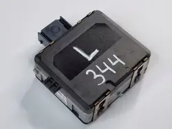 OEM 4M0907590F Kaistaturva-tutka vasen taka Audi