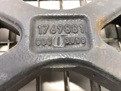 Jousituskiinnike OEM 1769881 Scania L,P,G,R,S -sarjaan