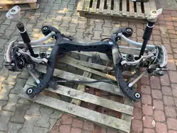 AUDI A6 C8 Taka-Akselipalkki & Nivelkannat OEM